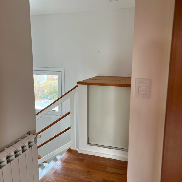 DUPLEX