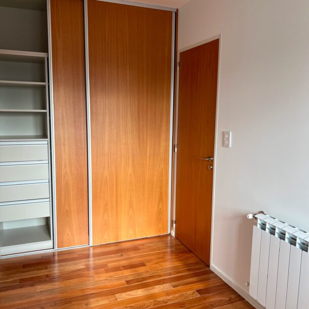 DUPLEX