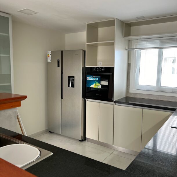 DUPLEX