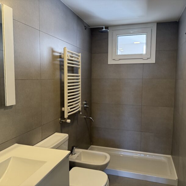 UN DORMITORIO